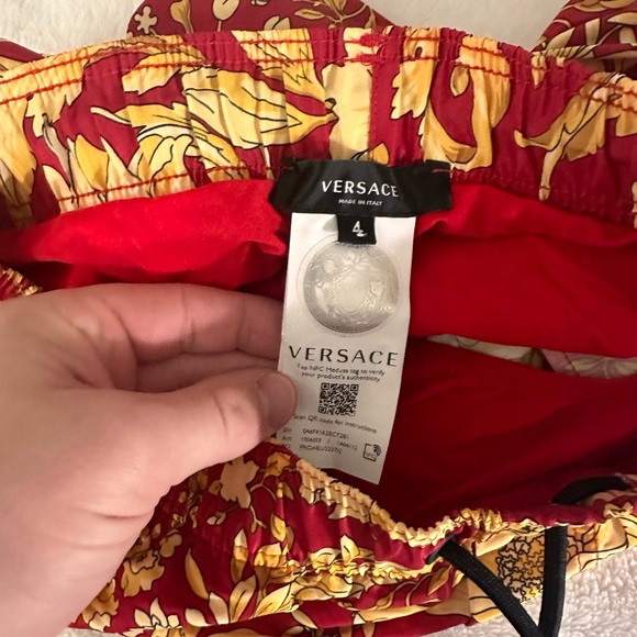 Versace swim shorts - Picture 3 of 3